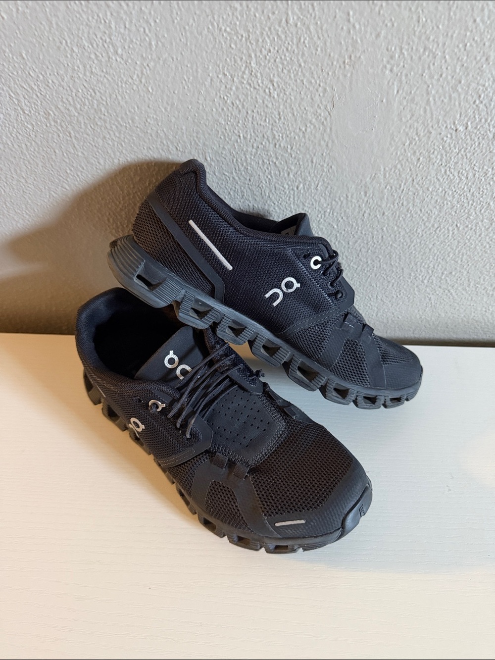 On Running Women's Black Athletic Cloud-Style Sneakers